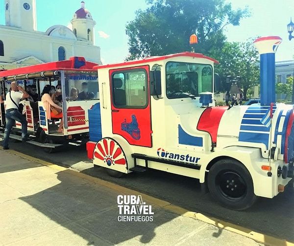 Tren Turìstico Cienfuegos. Cuba Travel Tren Turìstico Cienfuegos. Cuba Travel